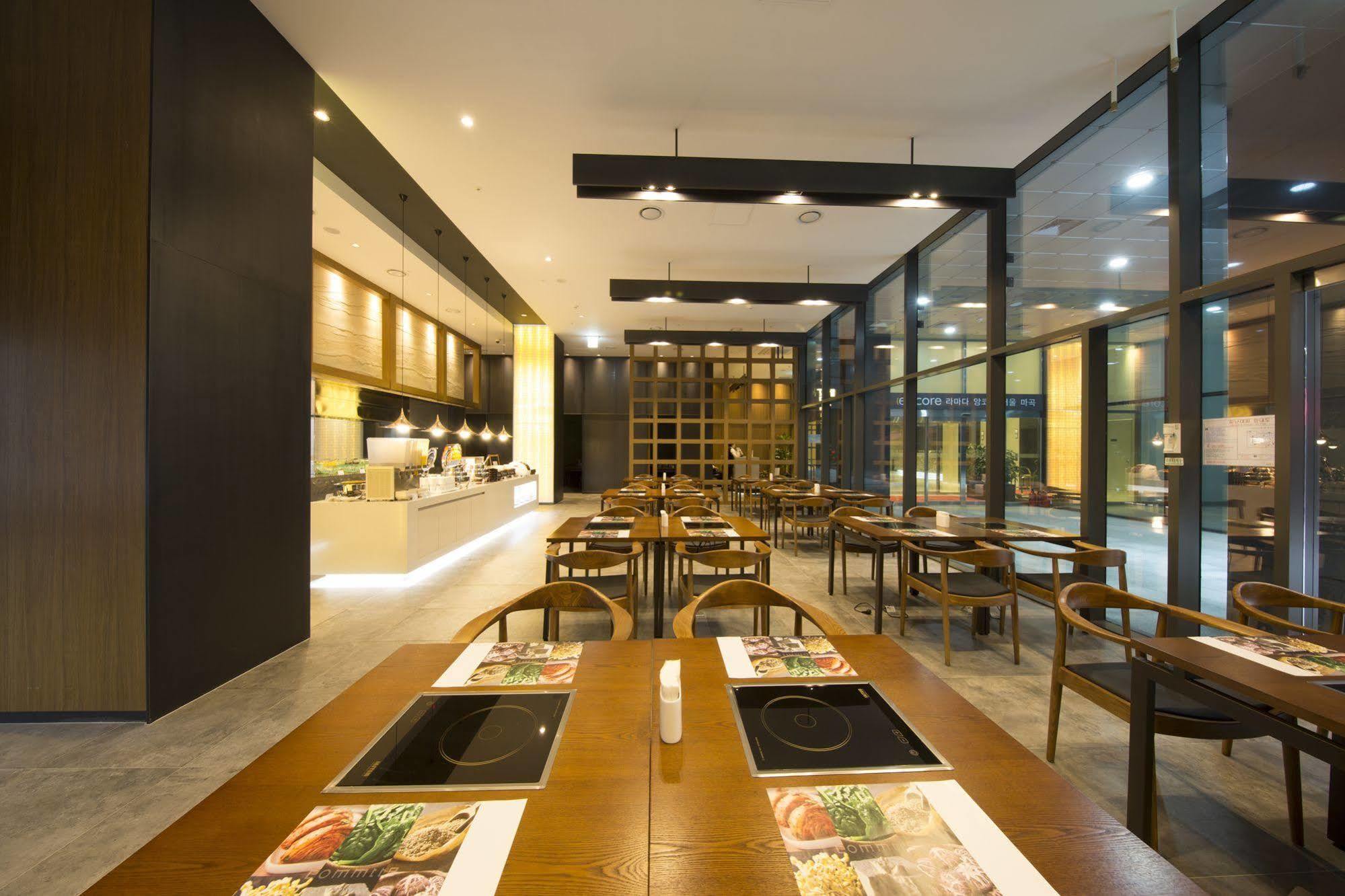 Ramada Encore By Wyndham Seoul Magok Exteriér fotografie